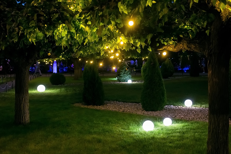 5 Benefits of Smart Outdoor Lighting